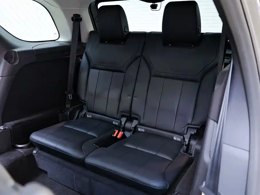 Land Rover Discovery 2018 3.0 SC V6 SE