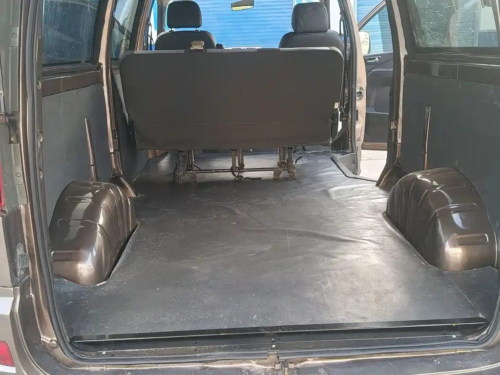 Foton View G5 2021 2.0L Gasoline Commercial Edition 5-Seater MPV 1TZS