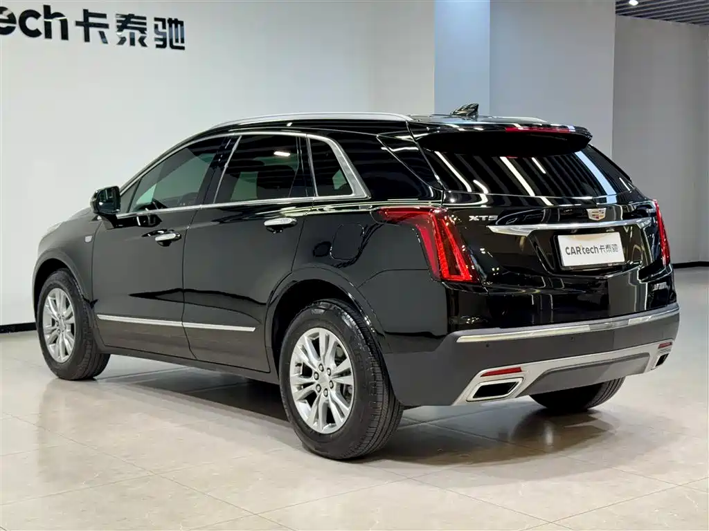 Cadillac XT5 2024 2.0T FWD Fashion Edition