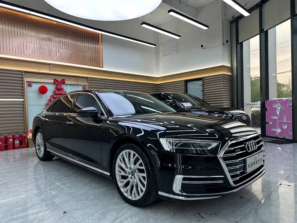 Audi A8L 50 TFSI quattro Comfort Edition 2021