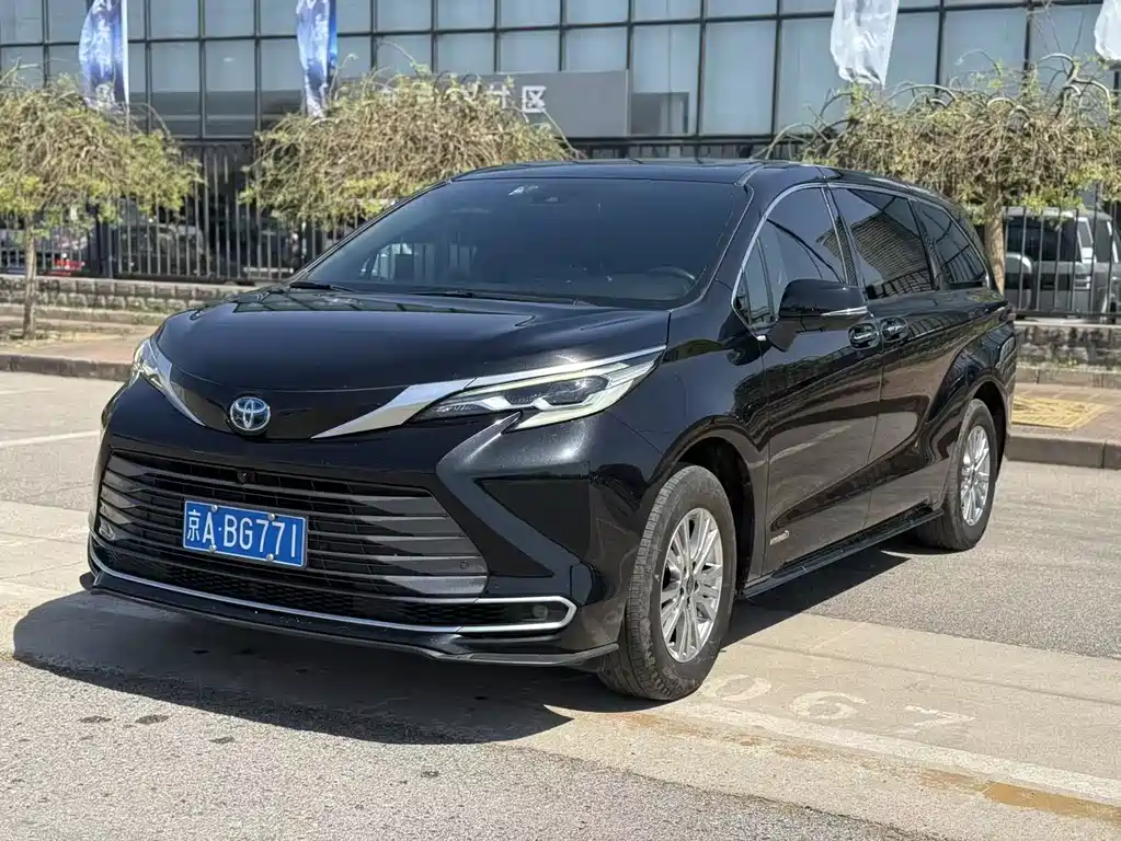 Toyota Sienna 2021 2.5L Hybrid Premium Edition