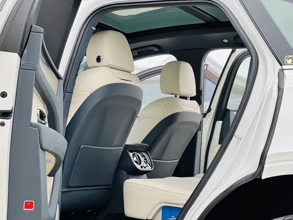 Bentley Bentayga 2022 4.0T V8