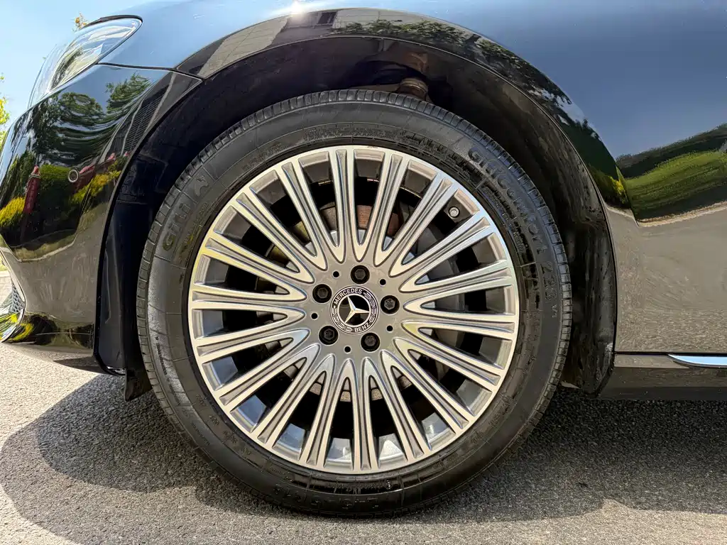 Mercedes-Benz E-Class 2020 E 300 L Fashion