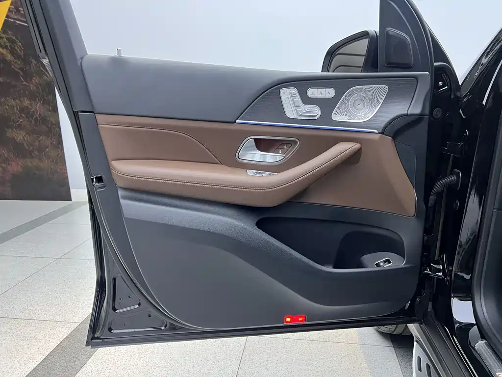 Mercedes-Benz GLE 450 4MATIC Luxury 2025