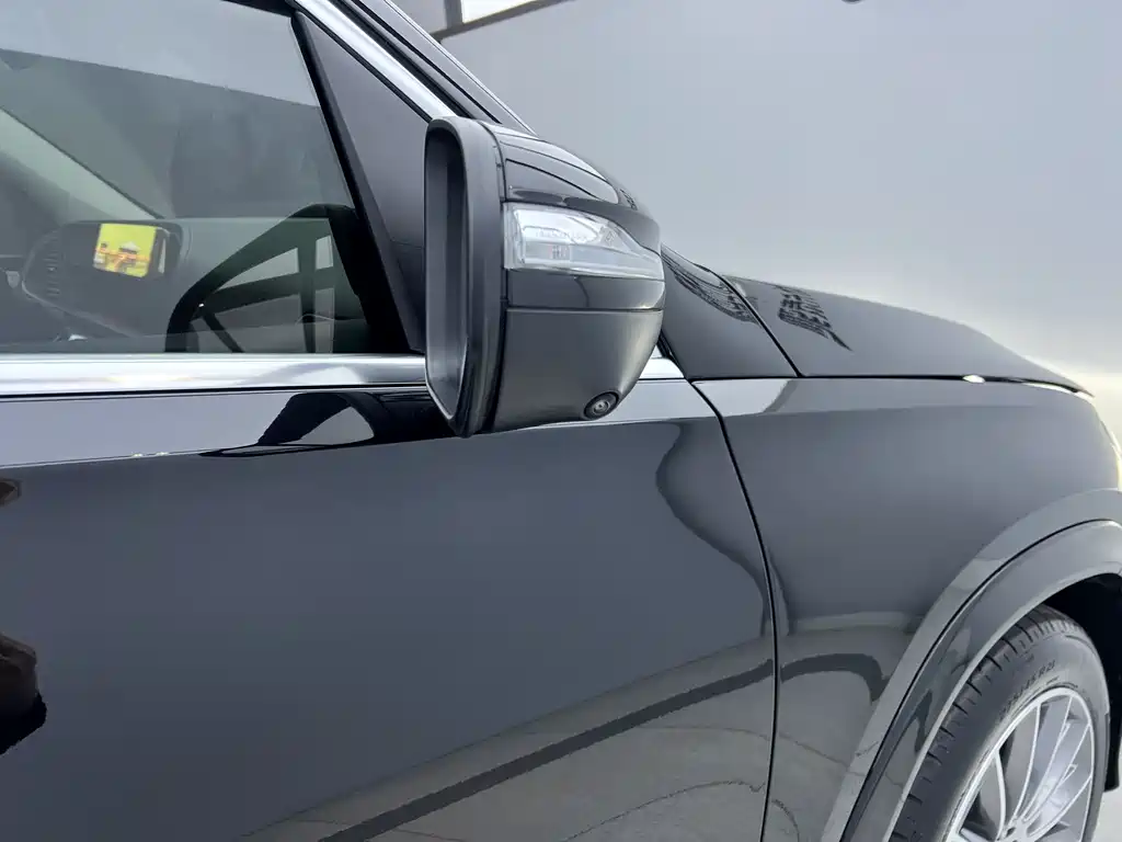 Mercedes-Benz GLE 450 4MATIC Luxury 2025
