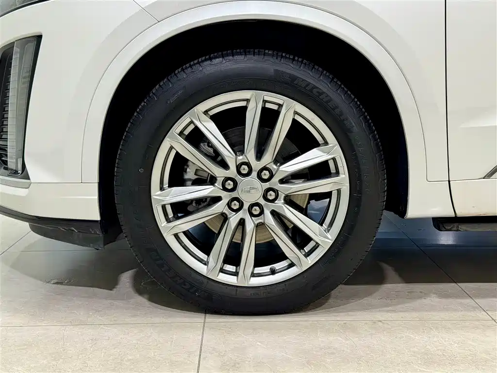 Cadillac XT6 2022 2.0T AWD Luxury 6-Seater