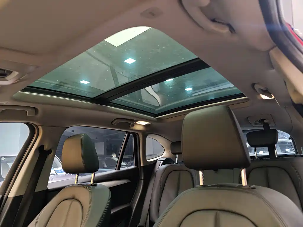 BMW X1 2018 sDrive18Li Fashion Edition
