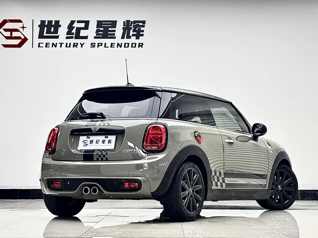MINI Cooper S (2018) 2.0T Classic Edition
