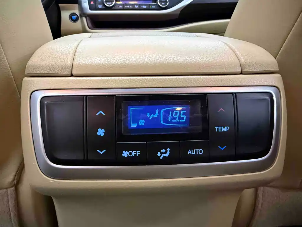 Highlander 2015 2.0T AWD Supreme Edition 7-Seater