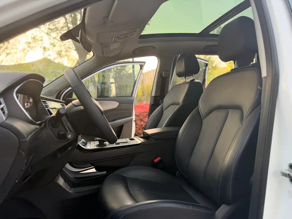 Roewe RX5 2020 PLUS 300TGI Automatic Ali National Trend Luxury Edition