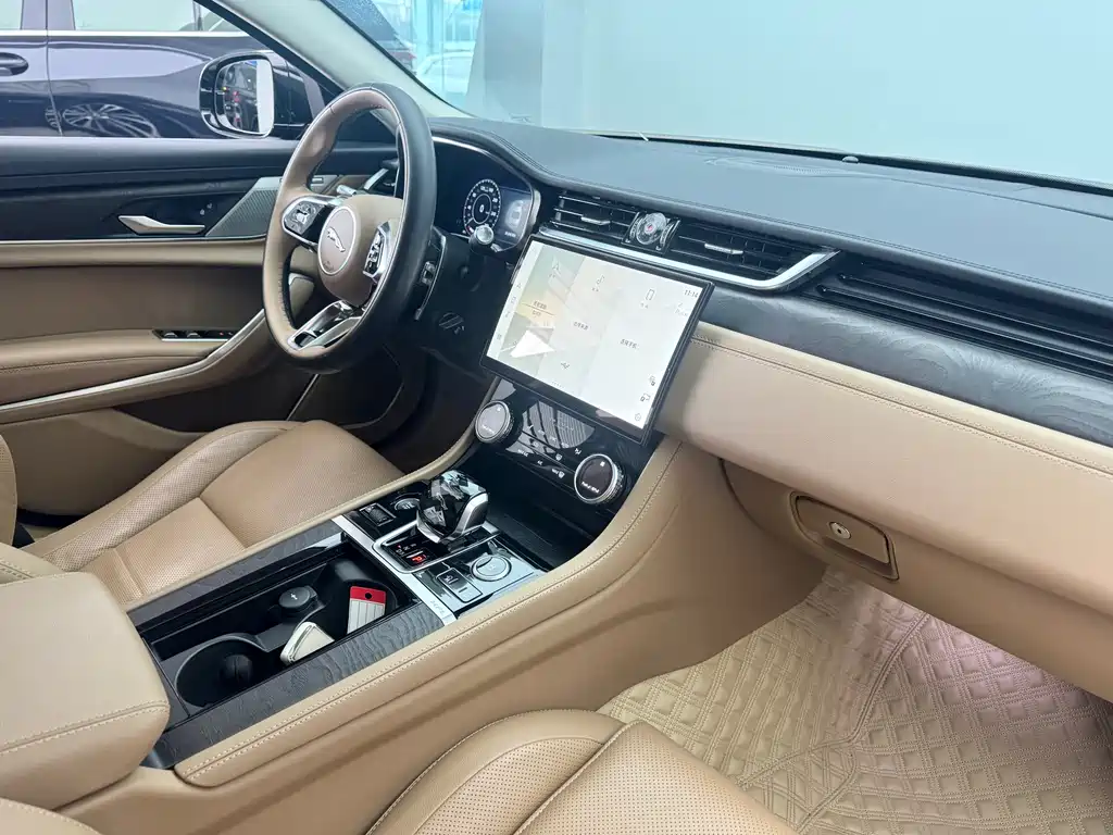 Jaguar XFL 2022 2.0T P250 RWD Luxury Edition