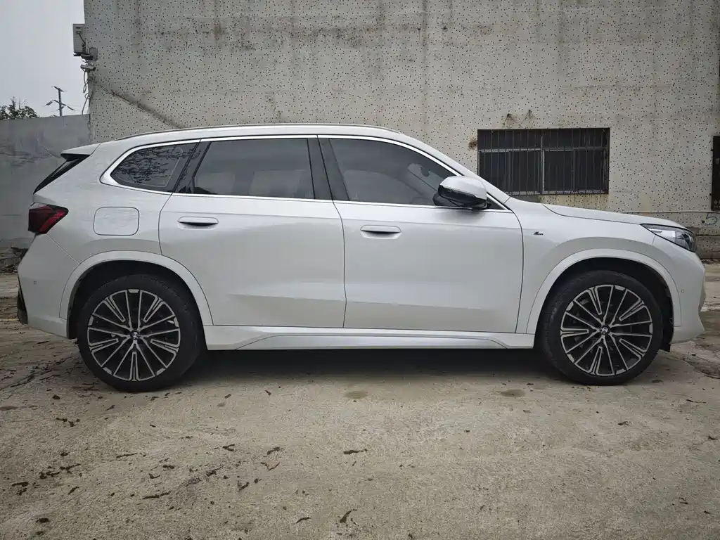 BMW X1 2023 xDrive25Li M Sport Package