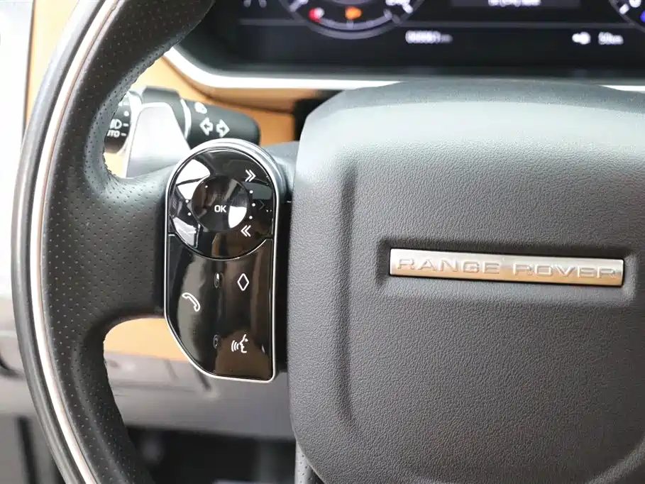 Range Rover Sport 2021 3.0 L6 HSE Dynamic Black Edition