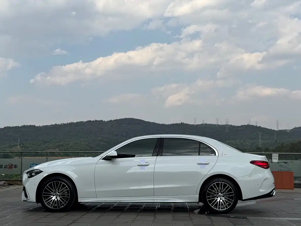 Mercedes-Benz C-Class 2023 C 260 L Sport