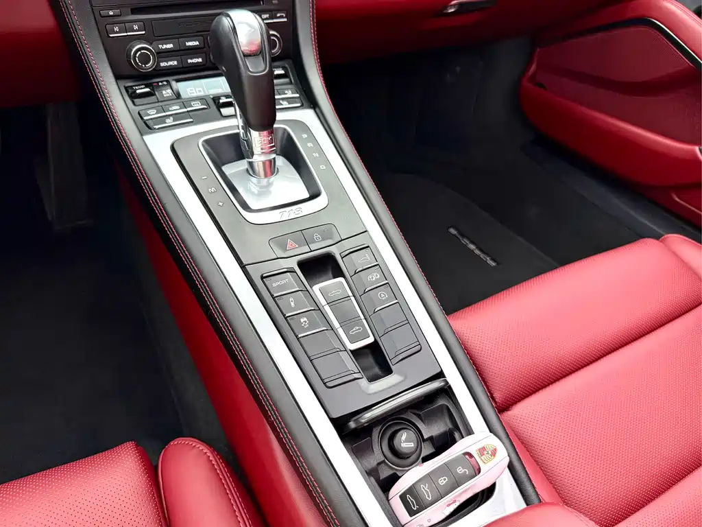 Porsche 718 Boxster 2.0T