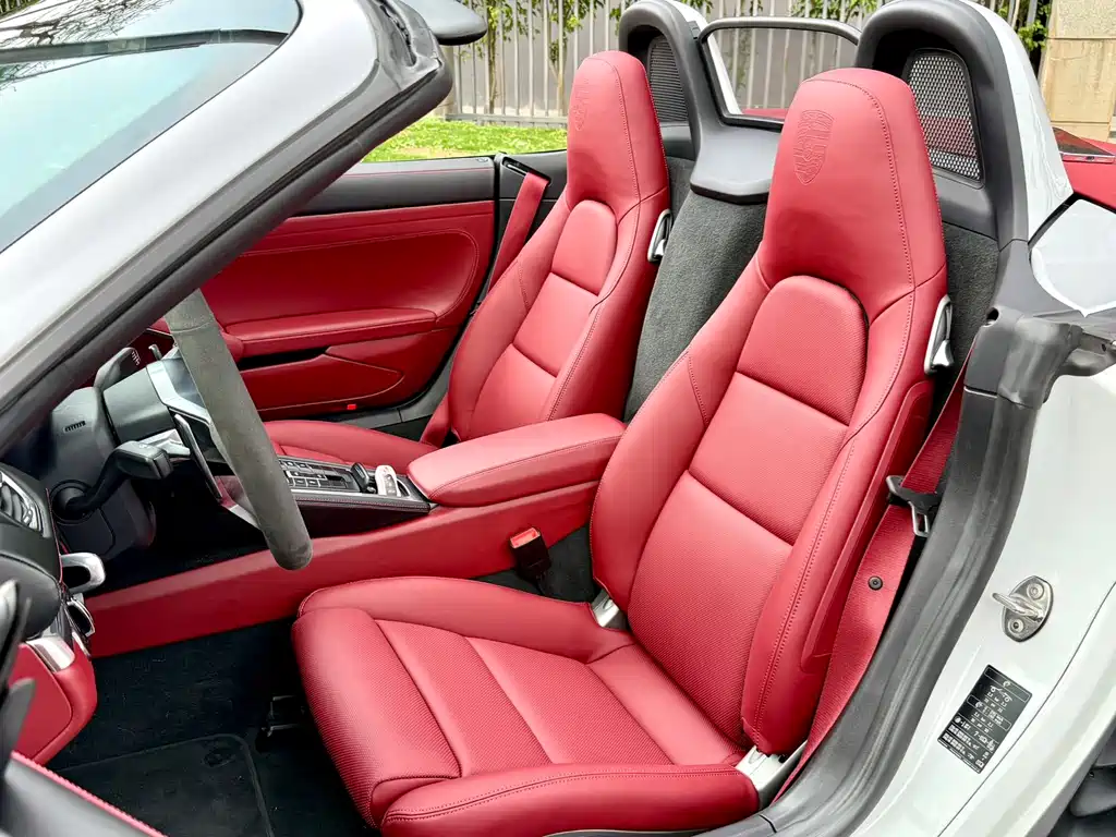 Porsche 718 Boxster 2.0T