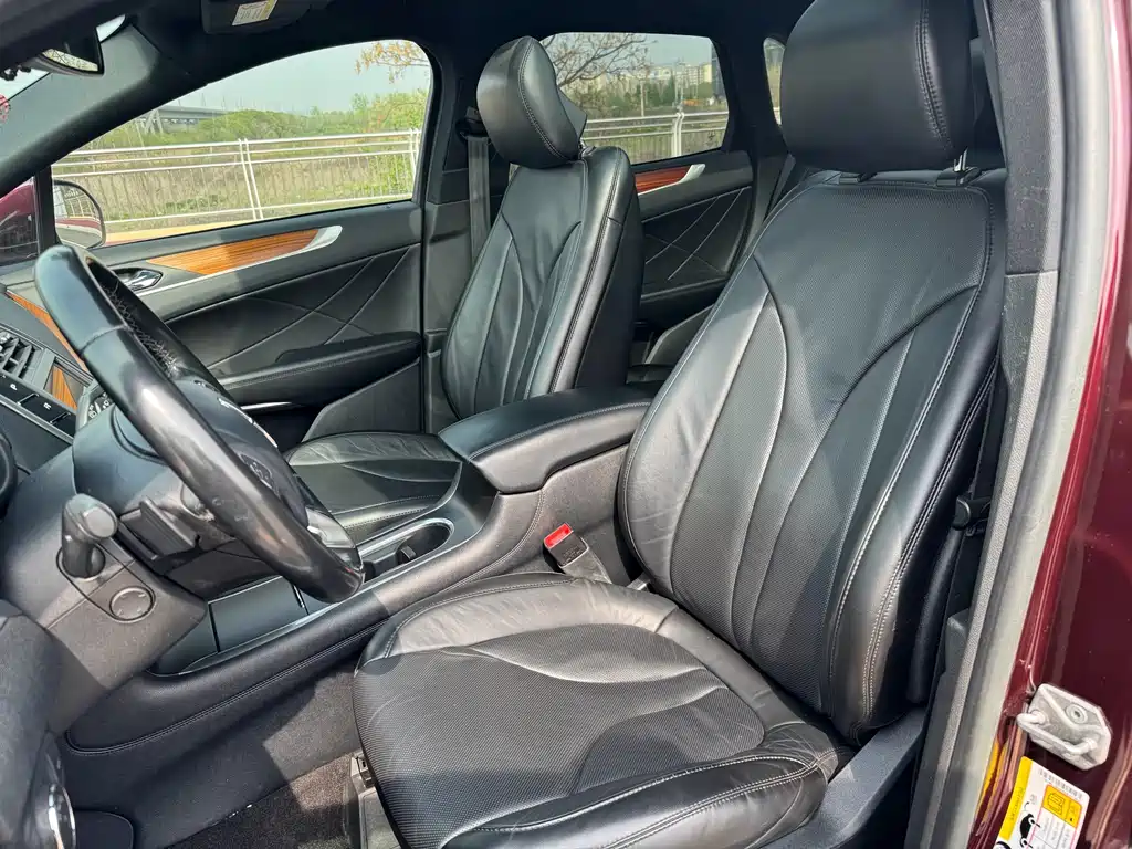 Lincoln MKC 2019 2.0T AWD Reserve Edition China VI