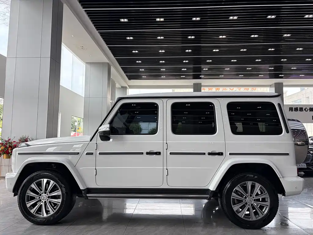 Mercedes-Benz G-Class 2024 G 350