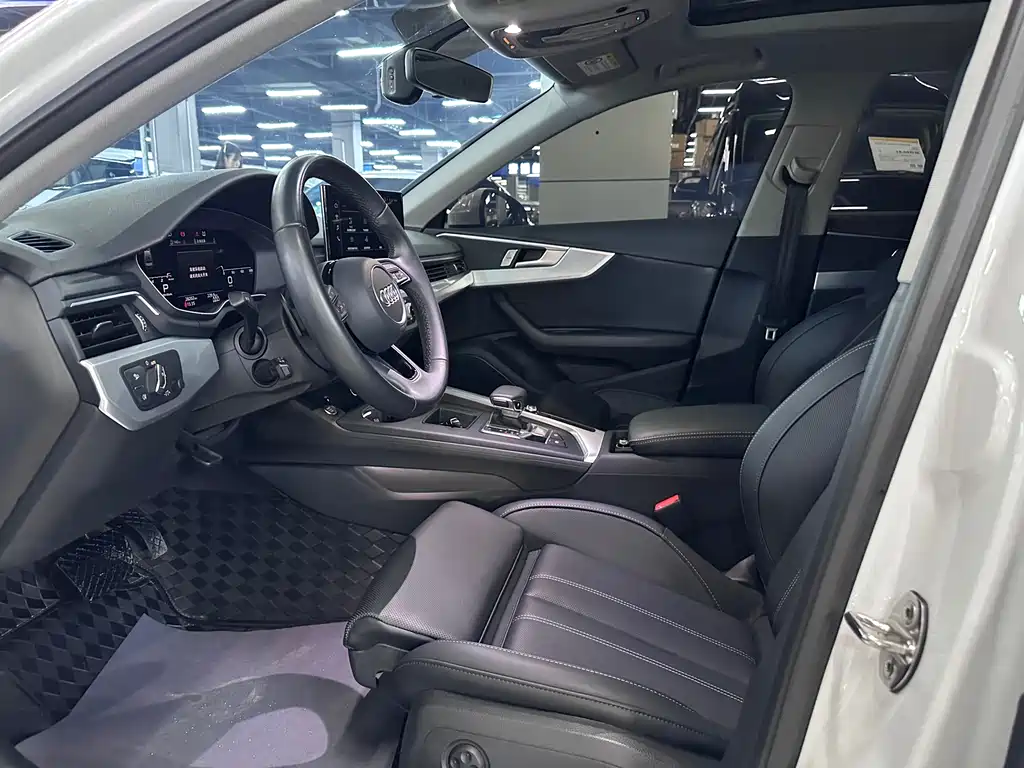Audi A4L 2024 40 TFSI Fashion Dynamic