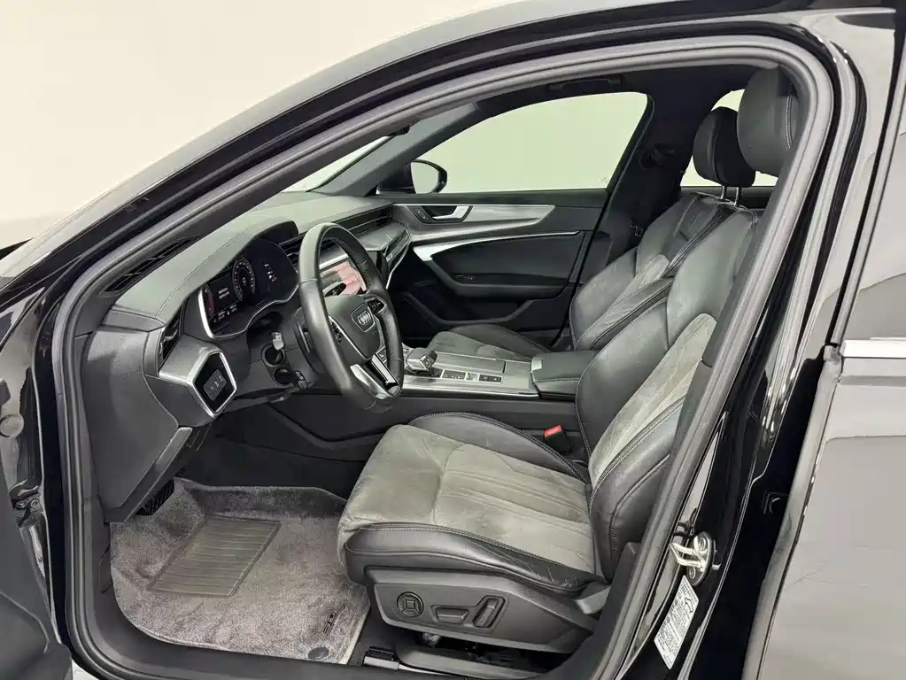 Audi A6L 2022 45 TFSI quattro Zhenxuan Dynamic Edition