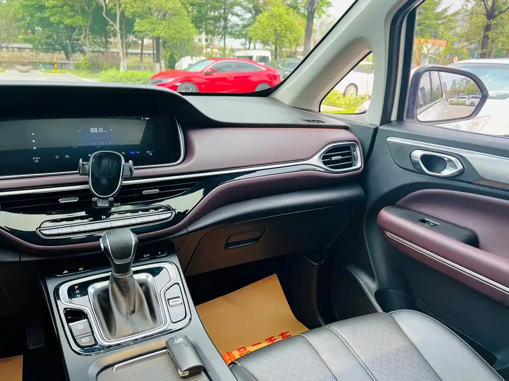 GAC Trumpchi M6 2021 PRO 270T DCT Luxury Edition