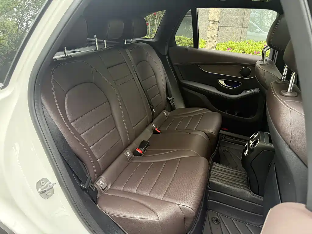Mercedes-Benz GLC 300 L 4MATIC