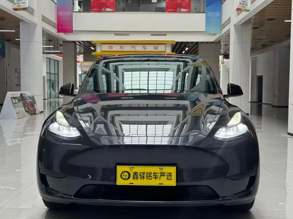 Model Y 2024 Rear-Wheel Drive