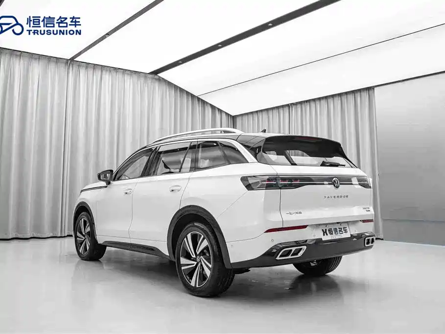 Volkswagen Tavendor 2023 380TSI AWD R-Line Touring Edition