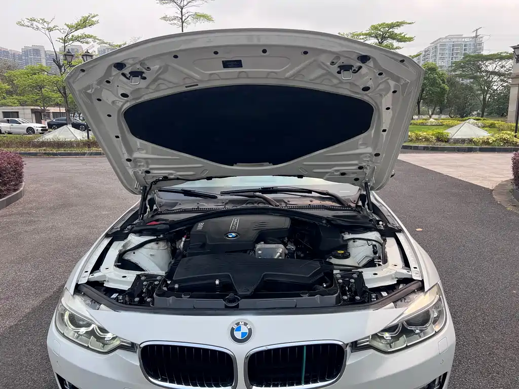 BMW 3 Series 2014 320Li Fashion Edition