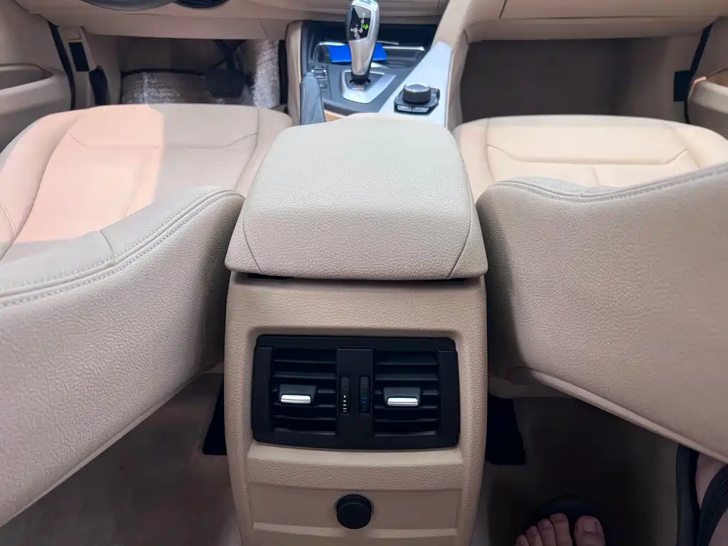 BMW 3 Series 2014 320Li Fashion Edition