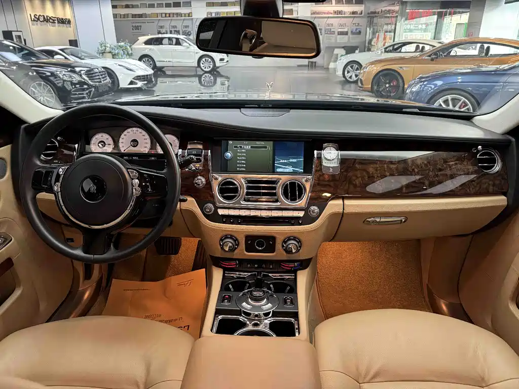 Rolls-Royce Ghost 2010 6.6T Standard Edition