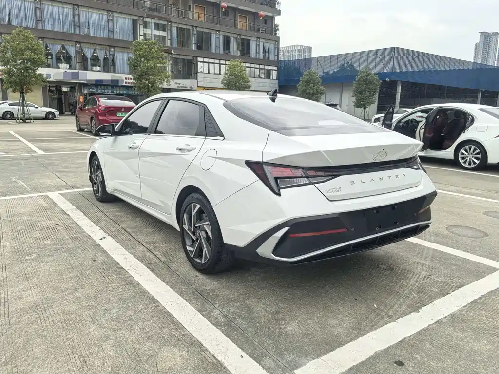 Elantra 2023 1.5L CVT GLX Elite Edition
