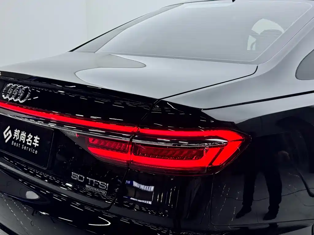 Audi A8L 50 TFSI quattro Comfort Edition 2021