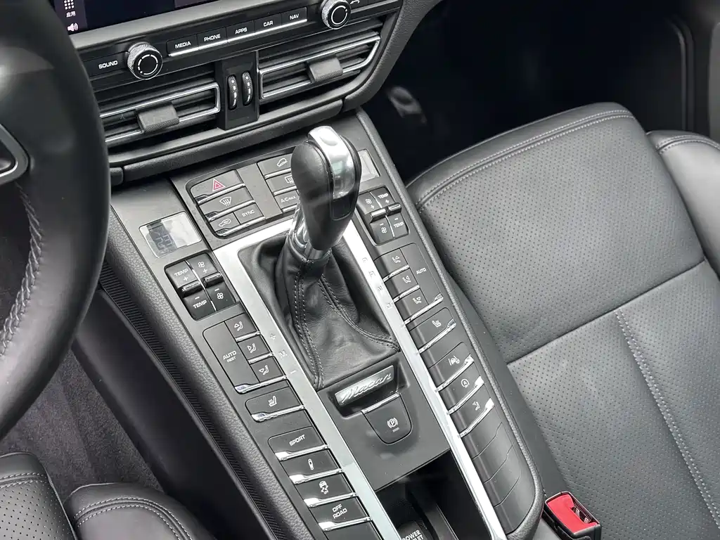 Porsche Macan 2021 Macan 2.0T
