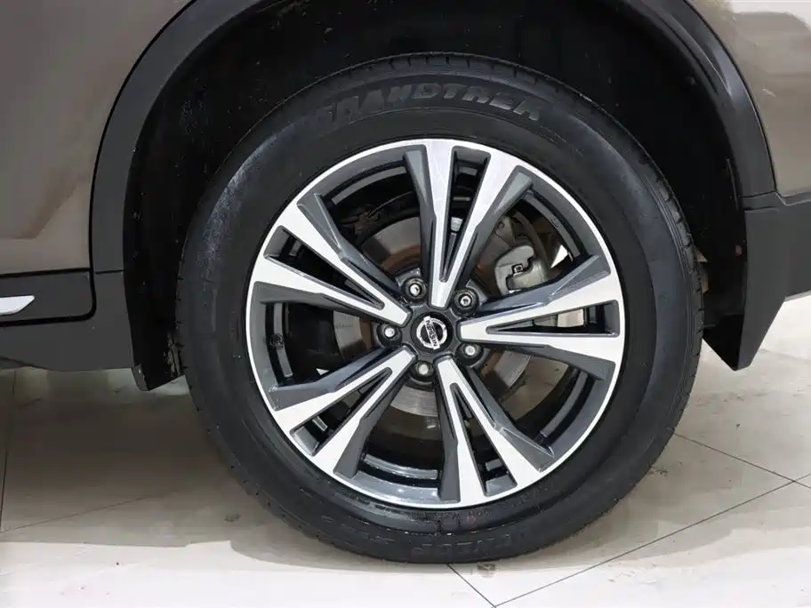 Nissan X-Trail 2020 2.5L XL ITS 3rows CVT 4WD 7-Seater Luxury Navigator Edition