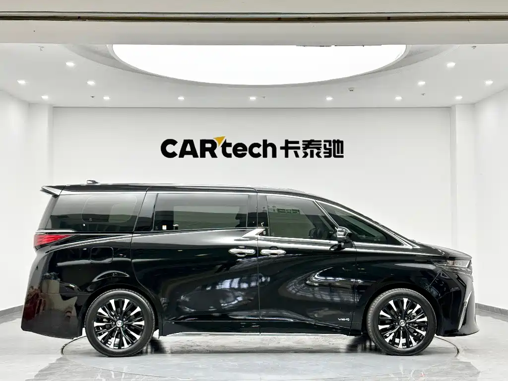 2024 Toyota Alphard Hybrid 2.5L Prestige