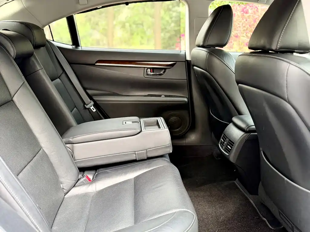 Lexus ES 2013 350 Elegance Edition