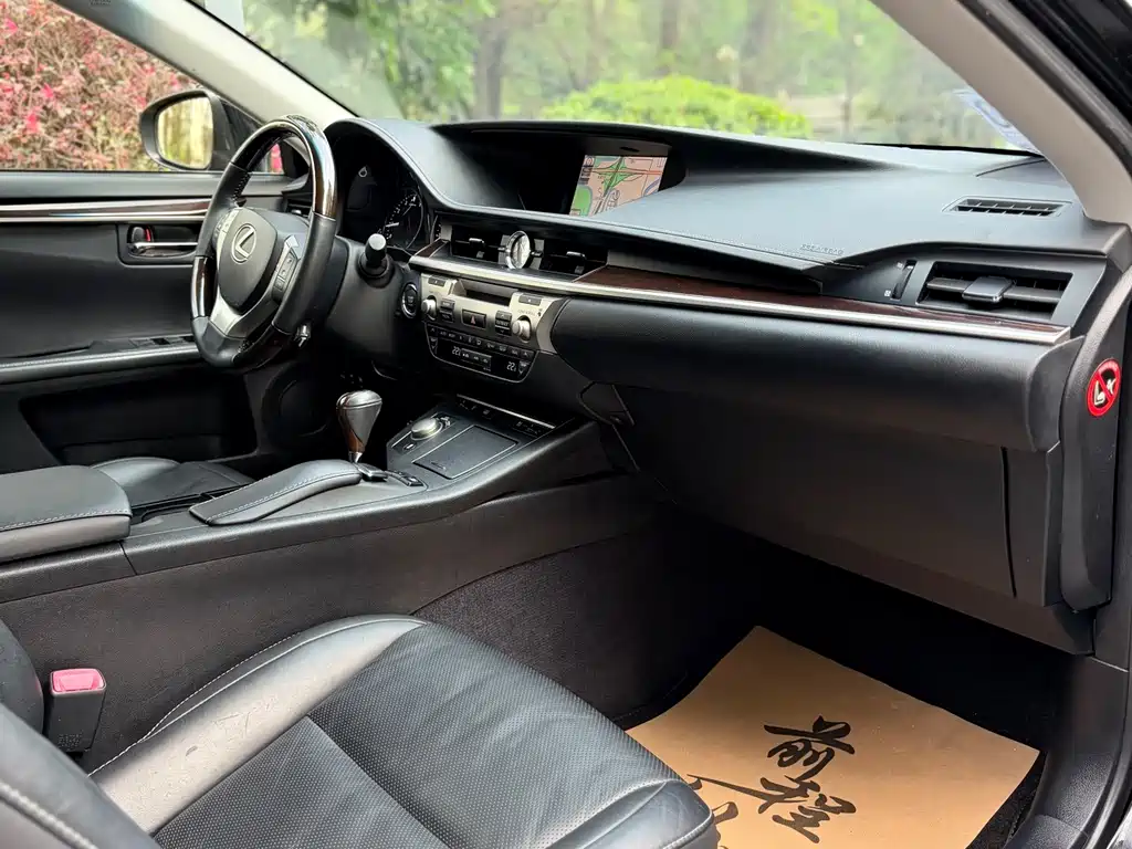 Lexus ES 2013 350 Elegance Edition