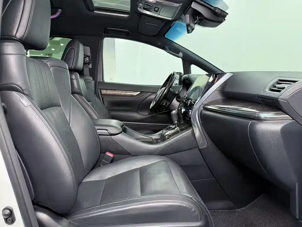 Toyota Vellfire 2021 Crown Hybrid 2.5L HV Premium Edition