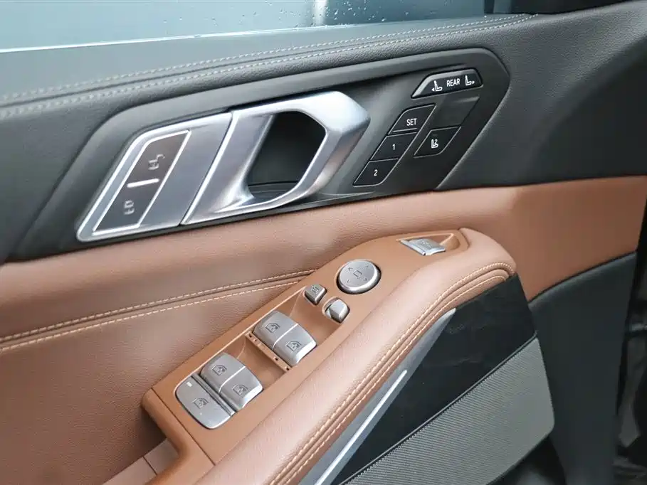 BMW X7 2020 xDrive40i Luxury Line