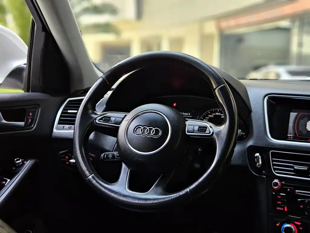 Audi Q5 2013 40 TFSI Technik