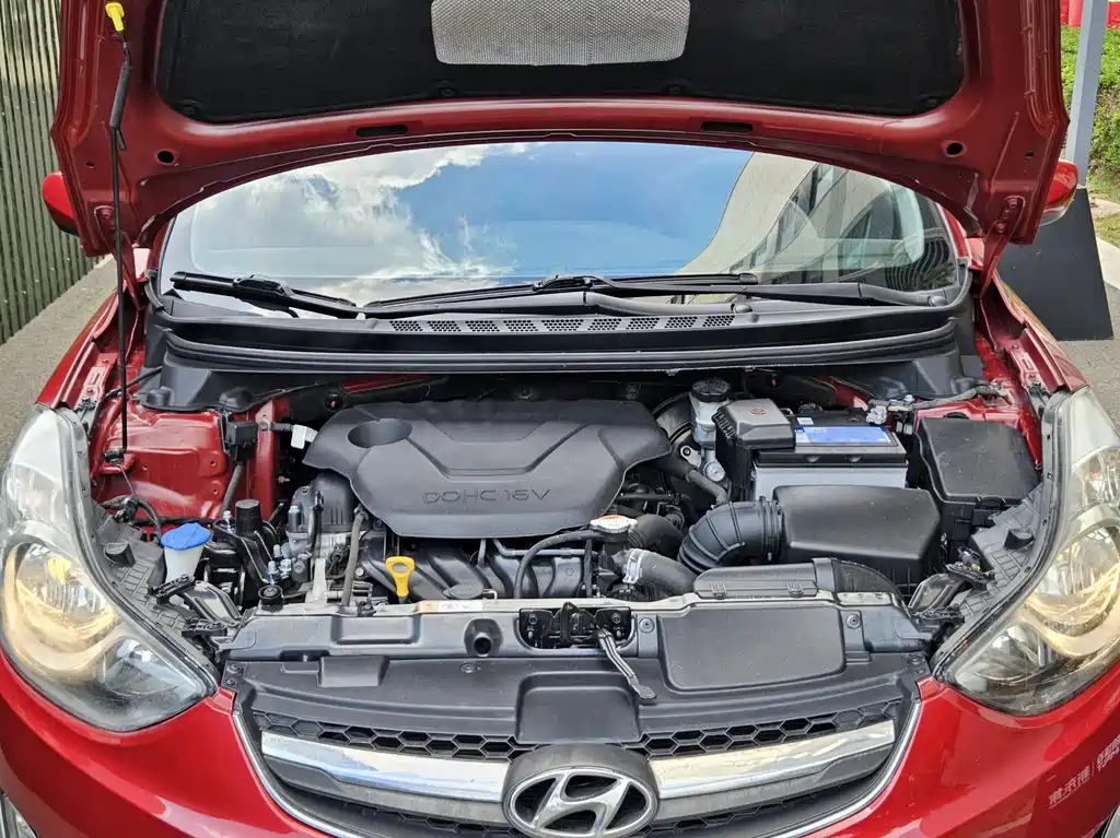 Hyundai Elantra Langdong 2012 1.6L Automatic Fashion Edition