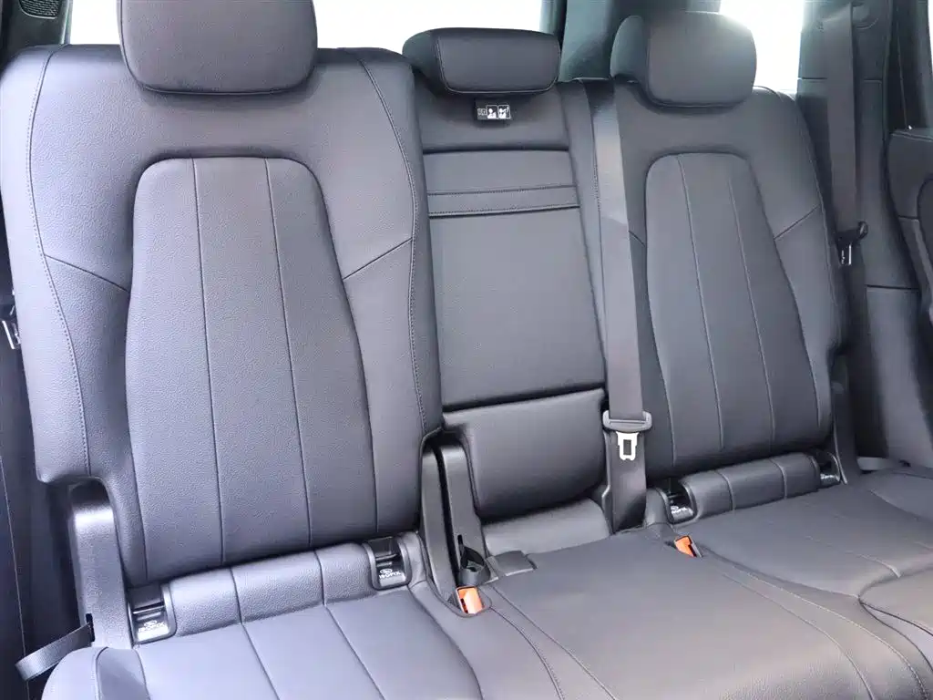 Mercedes-Benz GLB 2025 GLB 220 Dynamic Trim