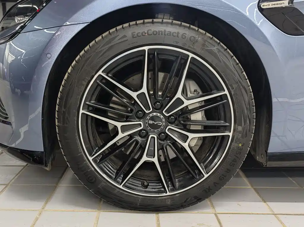 BYD Seal 2025 650 Intelligent Driving Edition