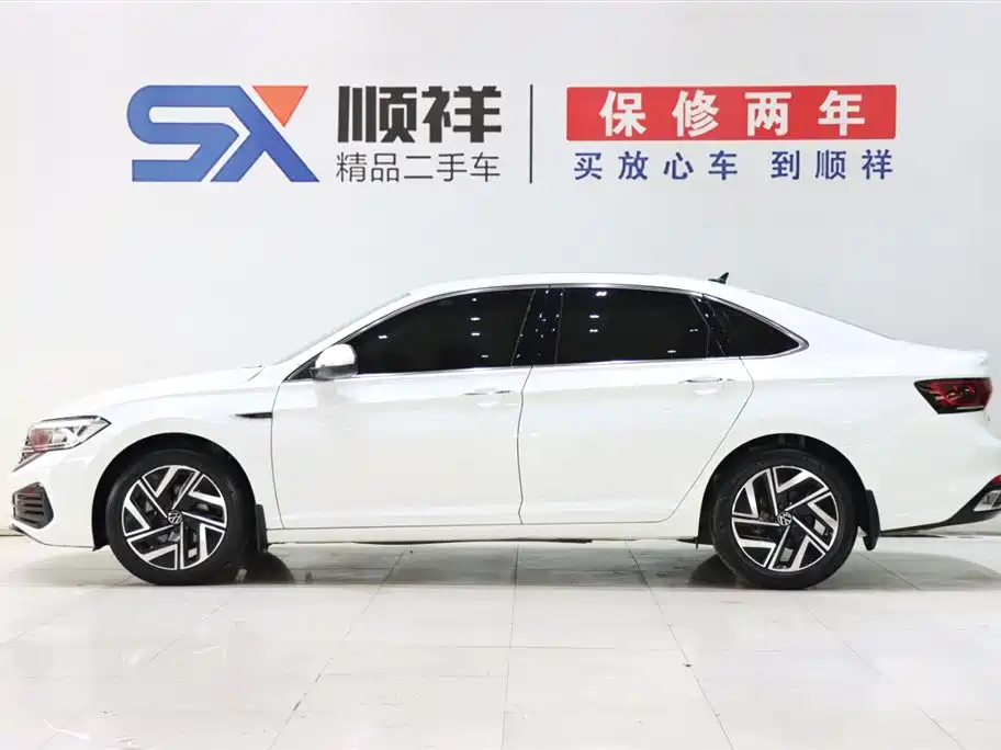 Volkswagen Sagitar 2023 300TSI DSG Beyond Edition