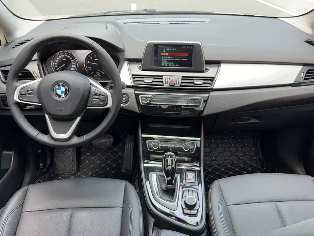 BMW 2 Series Gran Tourer 2018 220i Leading Edition