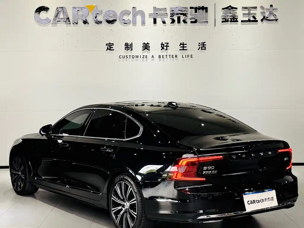Volvo S90 2024 B5 Inscription Luxury