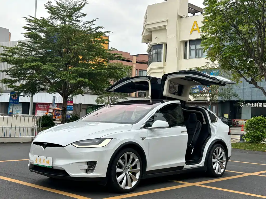 Tesla Model X 2016 Model X 90D