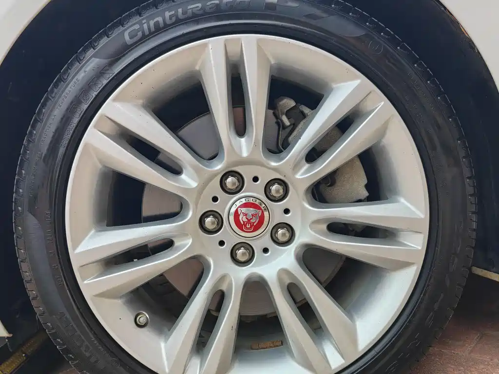 Jaguar XEL 2018 2.0T 200PS Prestige Edition