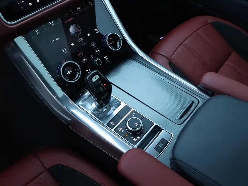 Range Rover Sport 2022 3.0L 6-Cylinder Black Edition